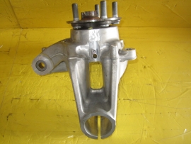 Land Rover - HUB KNEE - BJ32 3K136 AF